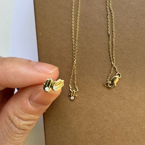 14K Solid Gold Hamsa Necklace + Earrings with natural diamonds - Picture 5 of 7